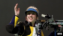 Virginia Thrasher ganó oro en 10m rifle de aire.