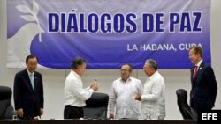 Gobierno y FARC firman los acuerdos para el fin del conflicto en Colombia