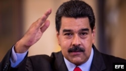 Maduro asegura que estará en la Cumbre de las Américas "llueva o truene". 