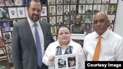 Comisión Justicia Cuba recoge firmas para acusación internacional contra Raúl Castro.