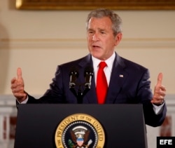 George W. Bush aseguró que EEUU "mantendrá el embargo hasta que cambie la dictadura".