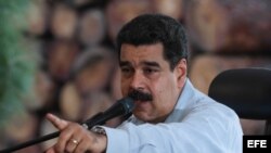 Maduro dice si oposición intenta un golpe reaccionará con más fuerza que Erdogan.