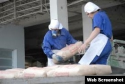 Candil de la calle: el cemento cubano se envía a Venezuela y otros países.