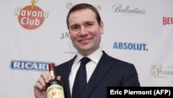 El gerente general de Pernod Ricard, Alexandre Ricard, presenta informe financiero el 7 de febrero de 2019 en París. (Eric Piermont / AFP).