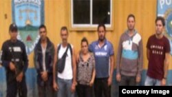Otros seis ciudadanos de nacionalidad cubana retenidos en Honduras.