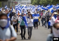 Un millar de nicaragüenses se manifestaron para pedir la dimisión de Ortega.