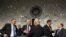 ARCHIVO/ Los senador Tim Kaine (i), John McCain (2-i), Ben Cardin (c), Joe Manchin (2-d) y Chris Coons (d). 