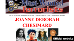 Página del FBI pidiendo información sobre Joanne Chesimard, una de los 10 terroristas más buscados.