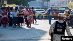 Escena del crimen donde fue asesinado a balazos un alto juez, en Acapulco