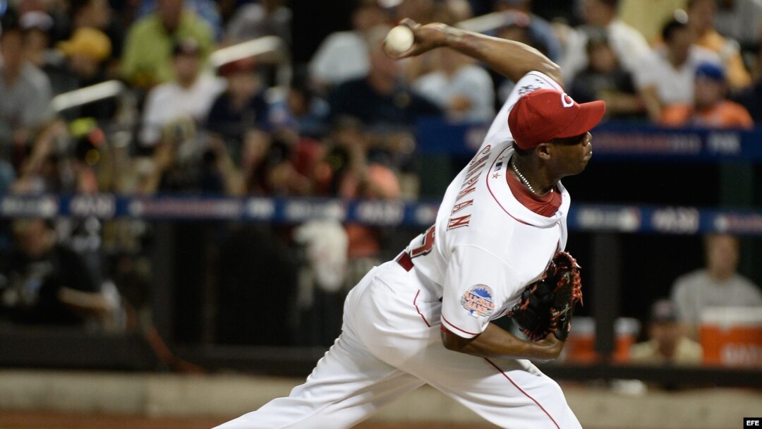 Aroldis Chapman de los Rojos de Cincinnati. 