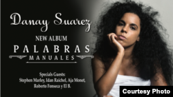 Portada del disco Palabras Manuales de la rapera cubana Danay Suárez, nominado en dos categorias del Grammy Latino 2017.