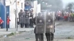 Estudiantes y oposición mantienen protestas en Venezuela