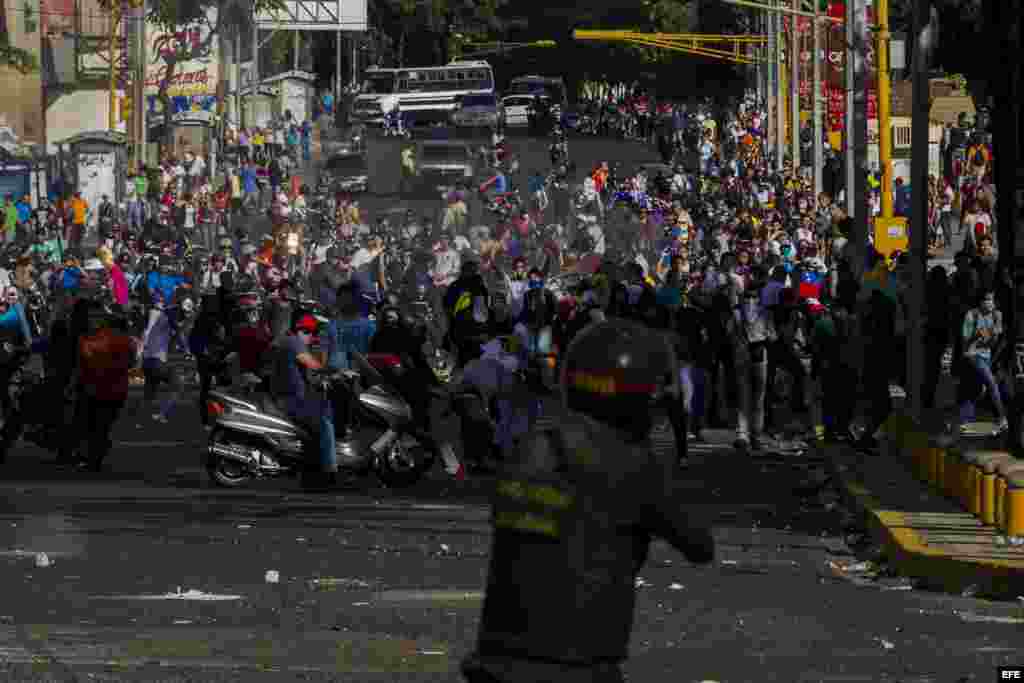 Opositores venezolanos llaman a asumir las protestas en la calle como un deber.