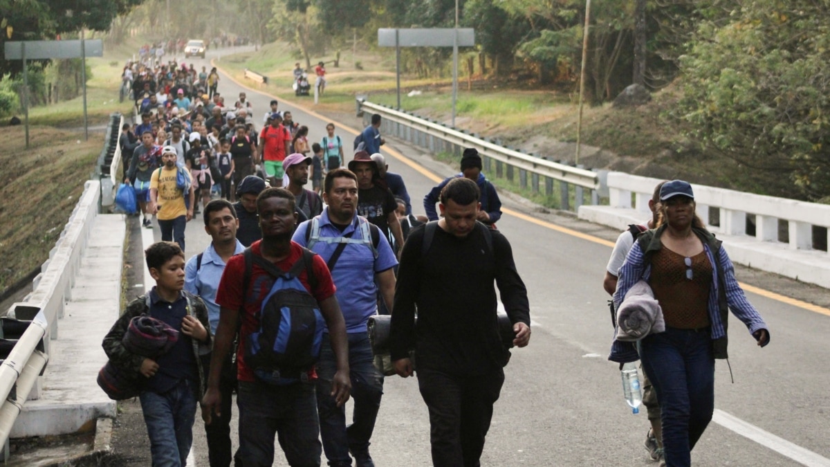 Cubanos en la caravana de inmigrantes