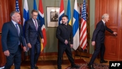 Líderes de Ucrania, Finlandia, Noruega y el enviado especial de EEUU, Steve Witkoff, se reúnen en Oslo para abordar la situación de la guerra en Ucrania.
