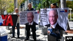 Cubanos exigieron la "sentencia máxima" para el ex embajador Víctor Manuel Rocha, condenado por espiar para Cuba.