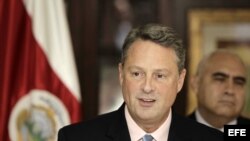 John Feeley, subsecretario adjunto de Estados Unidos para Asuntos del Hemisferio Occidental.