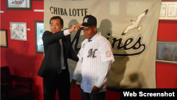 Despaigne ya forma parte del equipo Marineros de los Chiba Lotte.