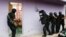 Foto de ARCHIVO de Miembros del grupo antisecuestro de la Procuraduría General del Estado de México.