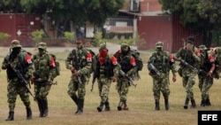 Un grupo de guerrilleros comunistas del ELN.