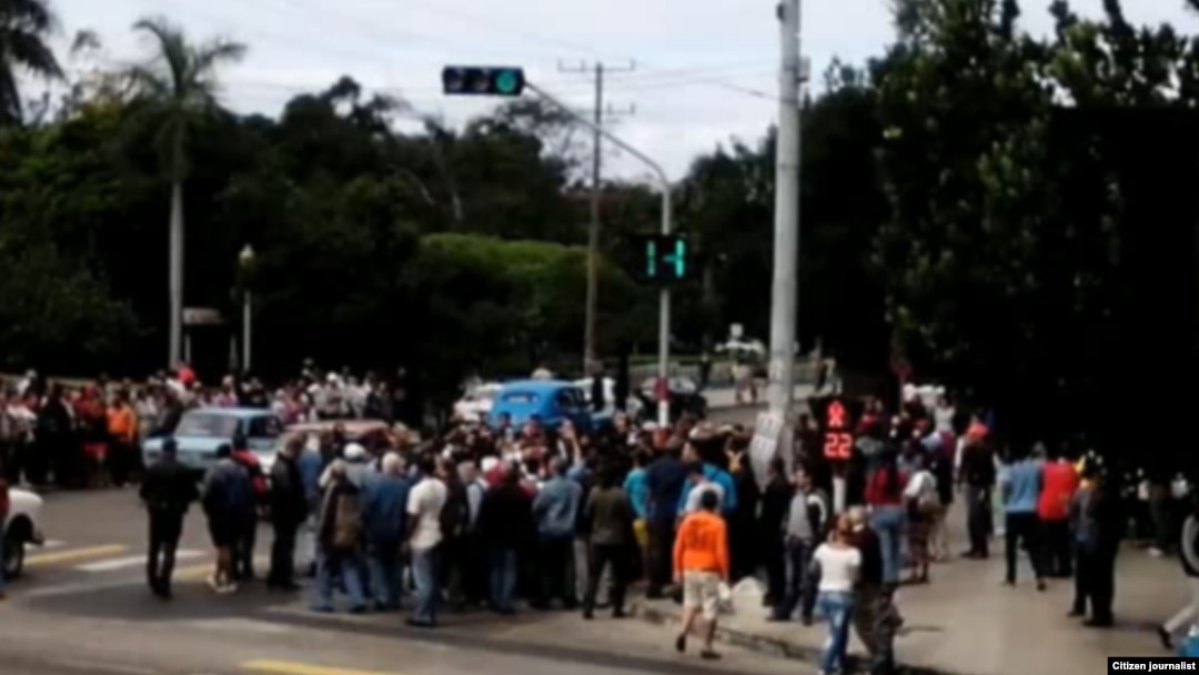 Reporta Cuba. Represión contra disidentes en La Habana, 10 de diciembre.