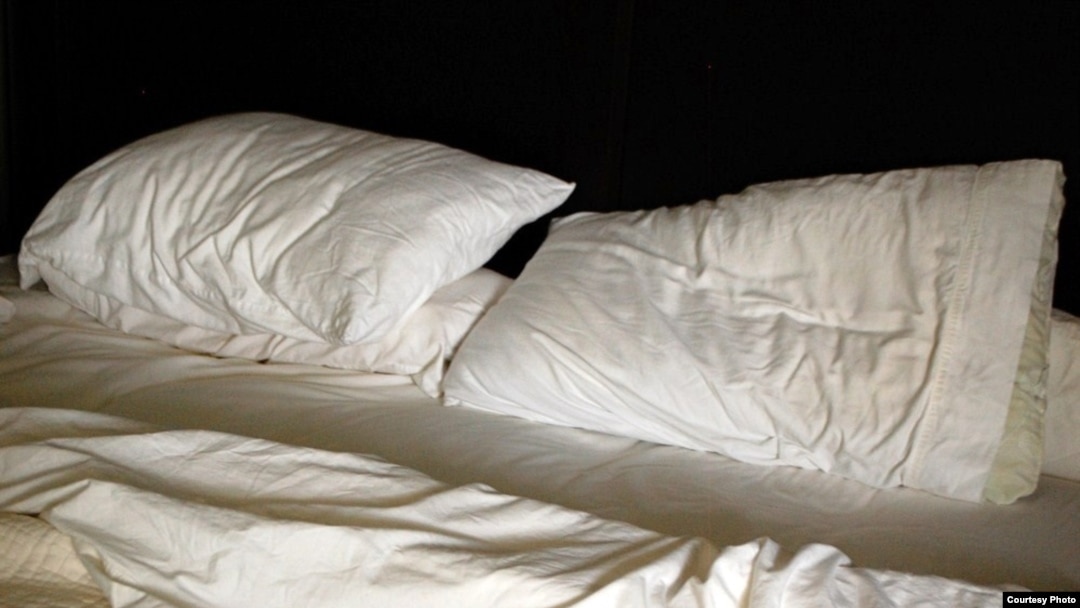  Una cama por arreglar es un brote del caos primigenio. 
