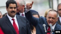 Time alude a pugnas de poder entre el mandatario Nicolás Maduro y el presidente de la Asamblea Nacional Diosdado Cabello.