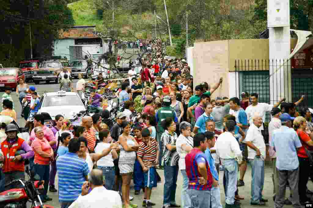 Venezuela es golpeado por una aguda escasez, pero en San Cristóbal, donde se desencadenaron las protestas el 4 de febrero, encontrar harina, mantequilla, aceite de cocina o leche es una verdadera odisea.