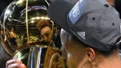 Esta noche el tercer juego del campeonato de la NBA