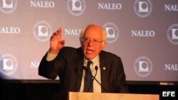 Bernie Sanders: "EEUU no va a votar por un presidente que insulte a latinos"