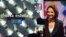  La reconocida cantante cubana Gloria Estefan saluda a los asistentes durante una sesión de la Conferencia Latin Billboard en Miami, Florida (EEUU) 