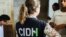Una integrante de la CIDH en una de las visitas a países de la región.