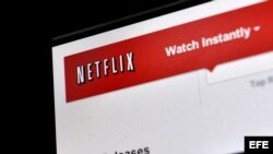 Vista de una pantalla de computador donde se ve el sitio web de Netflix. Archivo.