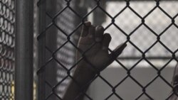 Caen más acusaciones sobre director de prisiones radicado en Miami