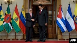 Castro y Maduro en Miraflores, Venezuela.