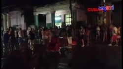 Protestas en La Habana en medio de inundaciones
