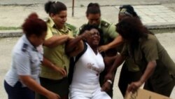 Niegan renovación de pasaporte a líder de Damas de Blanco Berta Soler