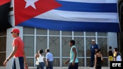 En Cuba, las estadísticas económicas son usadas para falsear la realidad, opinan expertos.