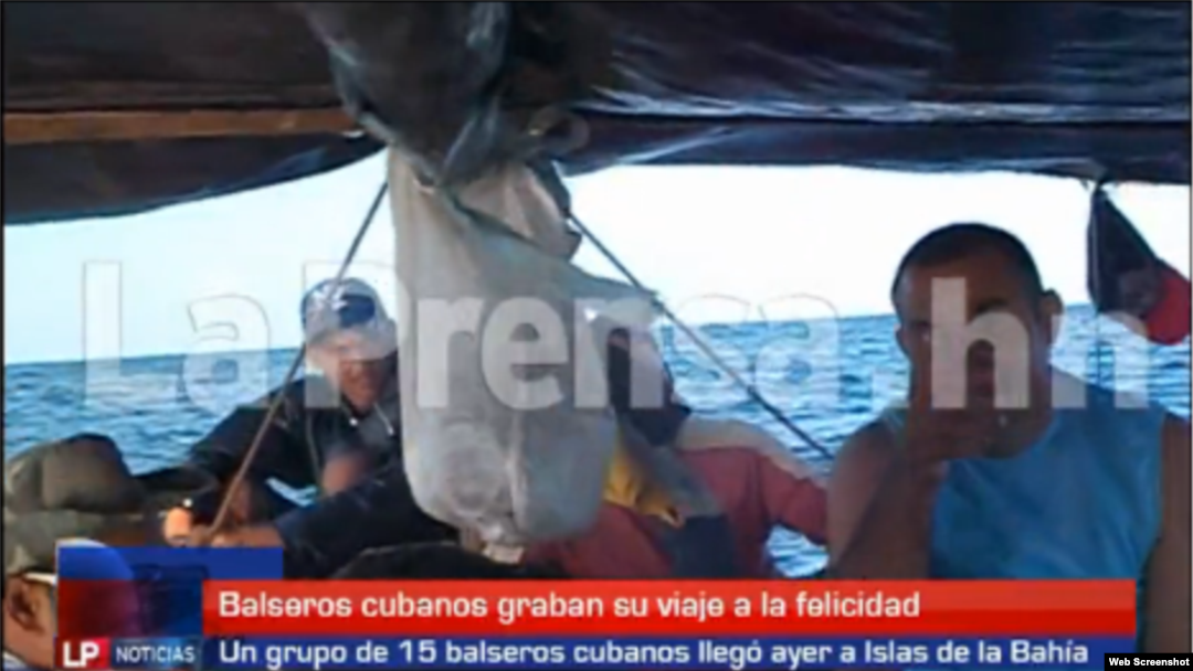 Balseros cubanos rescatados en Honduras. Foto Archivo.