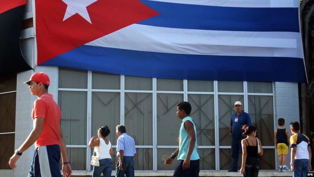 En Cuba, las estadísticas económicas son usadas para falsear la realidad, opinan expertos.