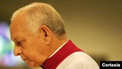 Monseñor Luis Pérez