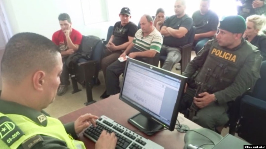 Nueve cubanos fueron descubiertos sin permisos legales en Fredonia, departamento colombiano de Antioquia.