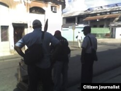Reporta Cuba Asedio a cuentapropistas en Santiago de Cuba. Foto: Ridel Brea.