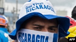 Una manifestación anti-Ortega frente a la Embajada de Nicaragua en Costa Rica, el 27 de febrero de 2019. (Ezequiel Becerra / AFP).