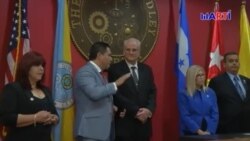 Alcalde de Medley y once alcaldes hondureños se entregan llave de sus respectivas ciudades
