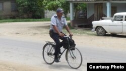 El primer teniente Molina, de la PNR en Camagüey.