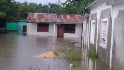 Las intensas lluvias de la tormenta Alberto causaron inundaciones y la crecida de ríos en las zonas central y occidental de Cuba