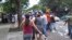 Damas de Blanco son arrestadas este domingo en La Habana.