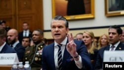 El secretario de Guerra, Pete Hegseth, comparece este miércoles ante el Comité de Servicios Armados de la Cámara de Representantes. 
