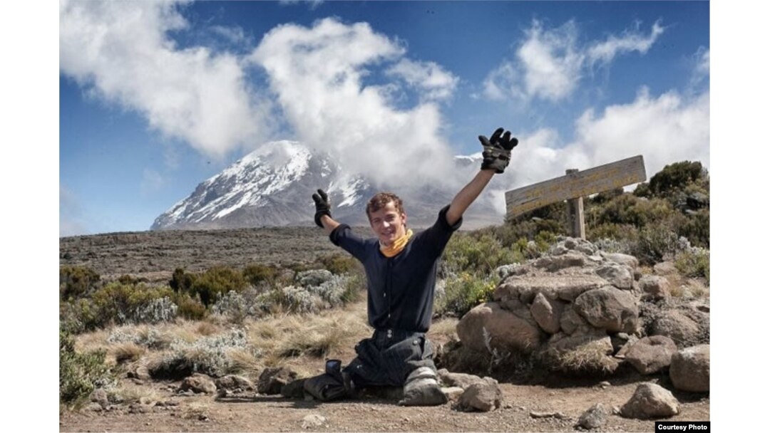 Sacha D'Jamoos en el Kilimanjaro